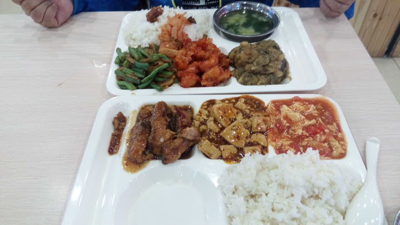 都市商务快餐(欧惠美食广场市府店)