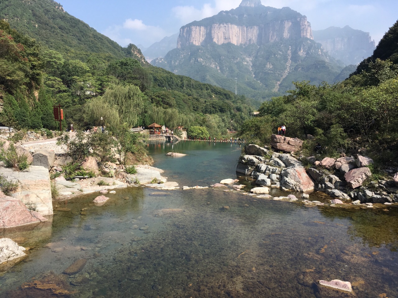 在云台山风景画廊里，潭瀑峡（小寨沟）是大自然的杰作|潭瀑峡|大自然|小寨沟_新浪新闻