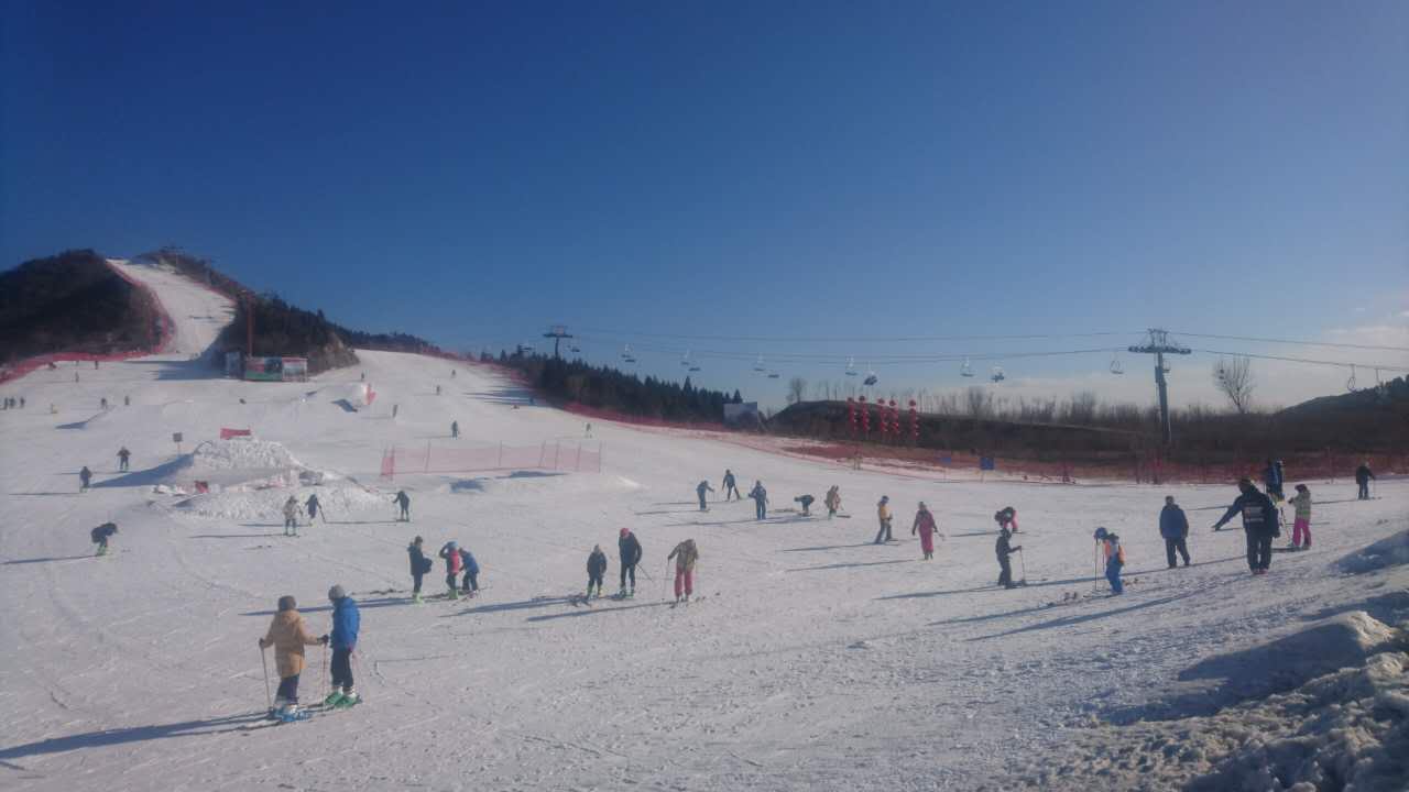 顺义区莲花山滑雪场好玩吗,顺义区莲花山滑雪场景点样