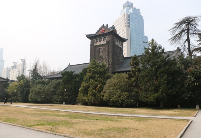 南京大学鼓楼校区为金陵大学旧址所在地(美国人1910年创建的教会大学