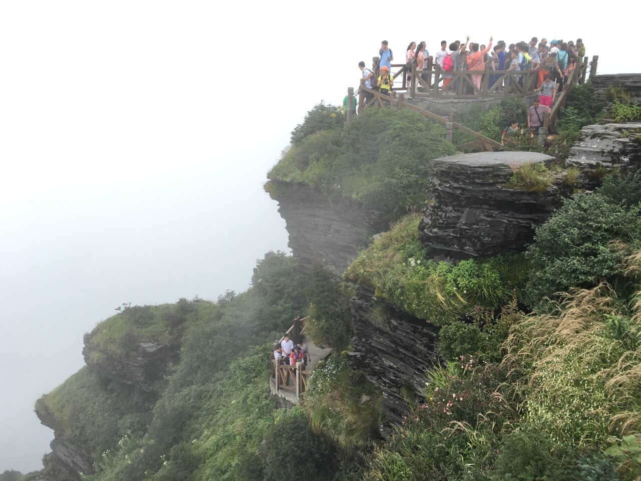 梵净山国家aaaa级旅游景区,国家级自然保护区,中国十大避暑名山,中国