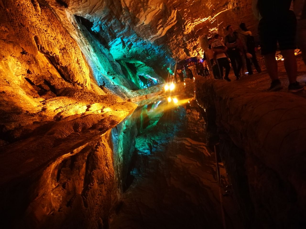 腾龙洞风景区