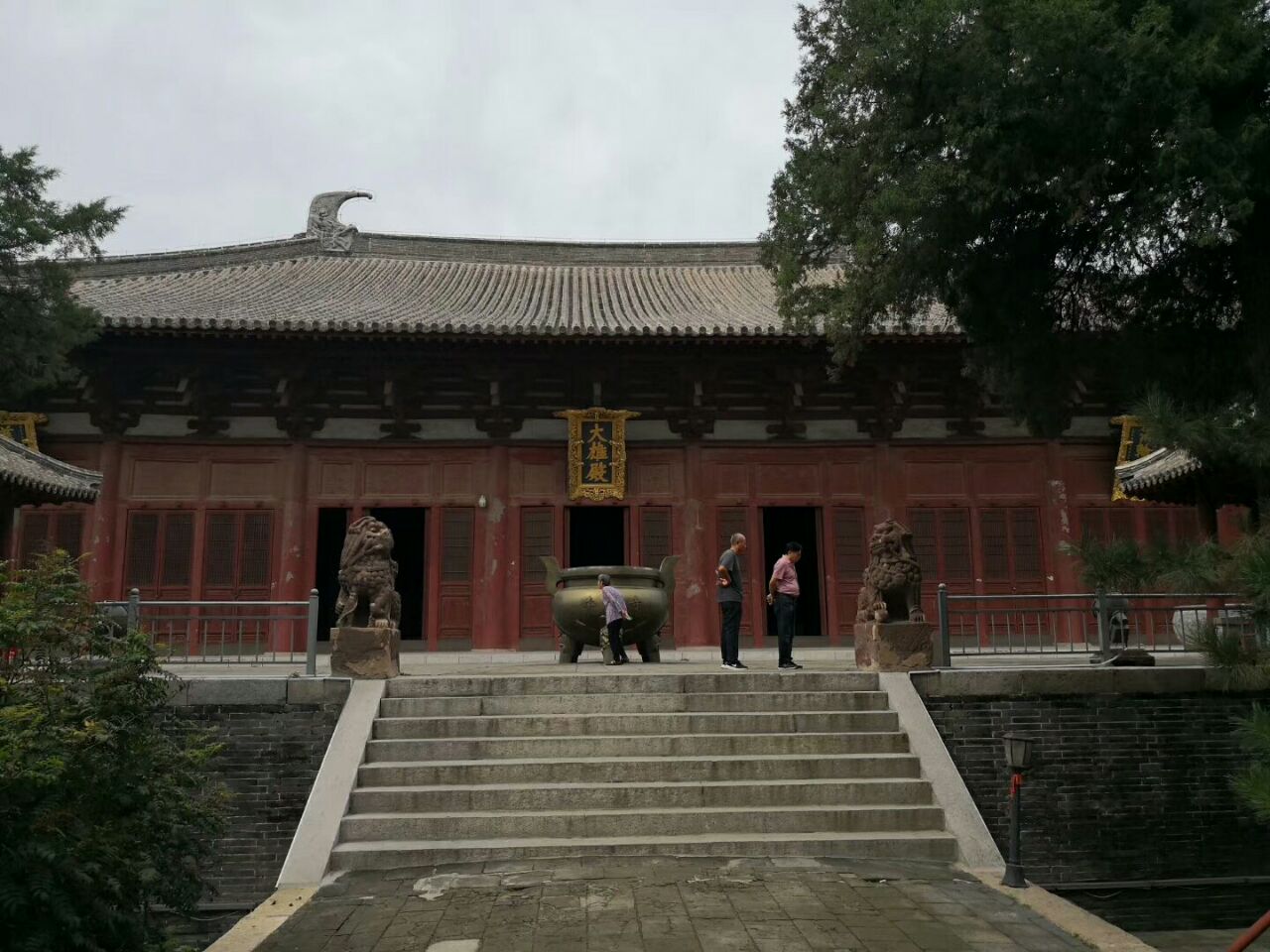 奉国寺位于锦州义县.大概有1000年的历史了