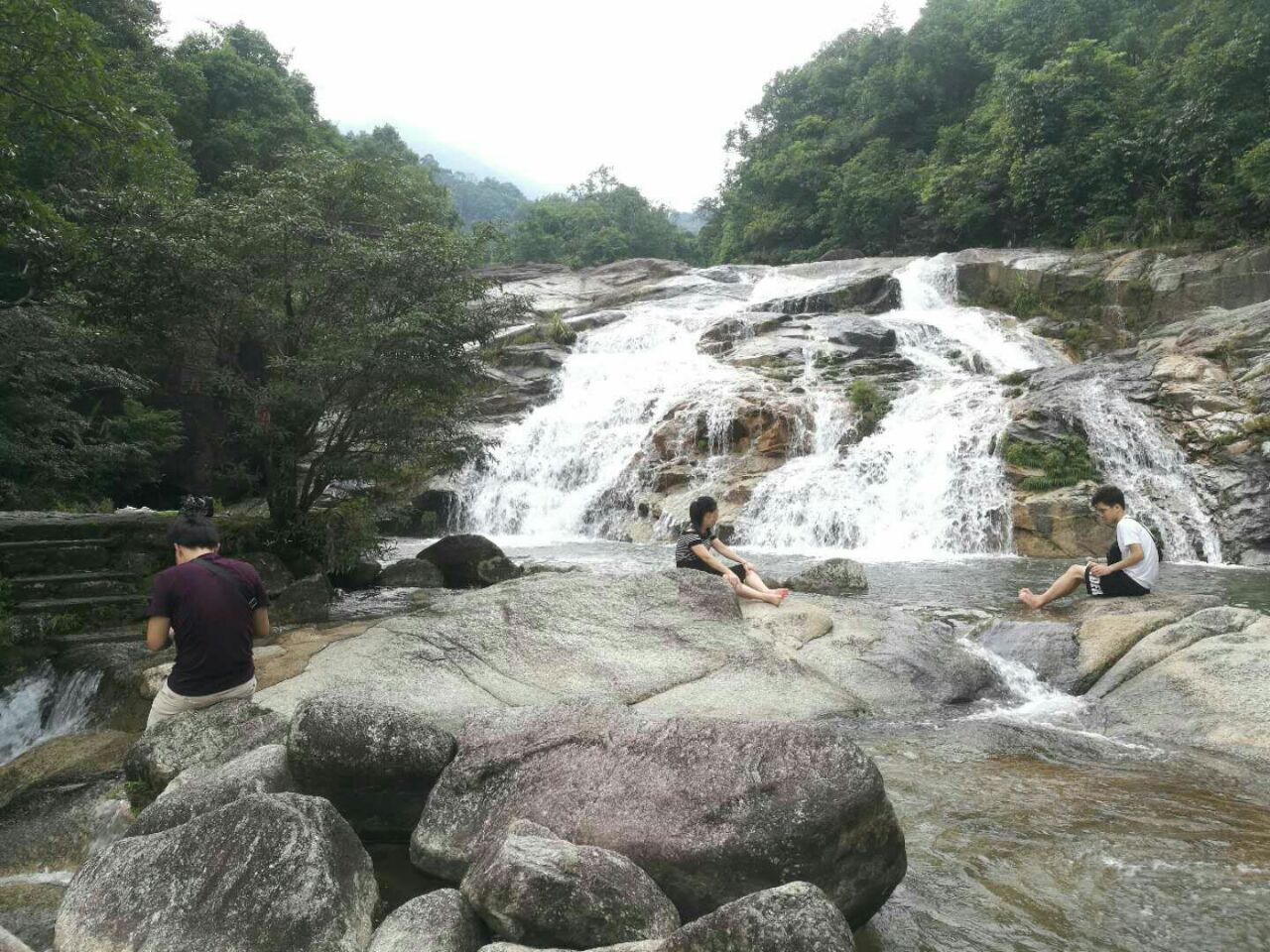 东兴东兴屏峰雨林公园好玩吗,东兴东兴屏峰雨林公园样