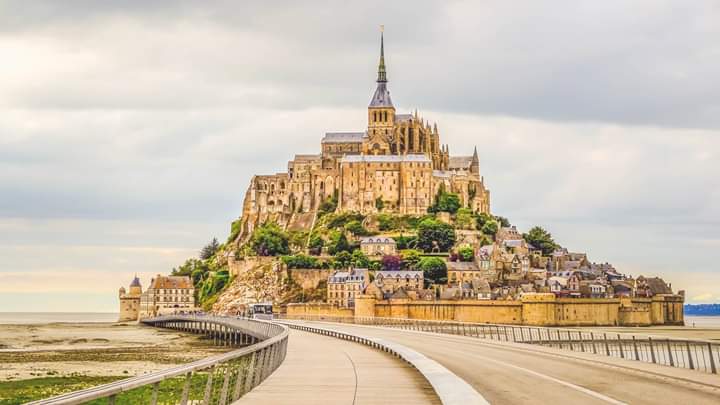 圣米歇尔山office de tourisme mont saint-michel normandie好玩吗