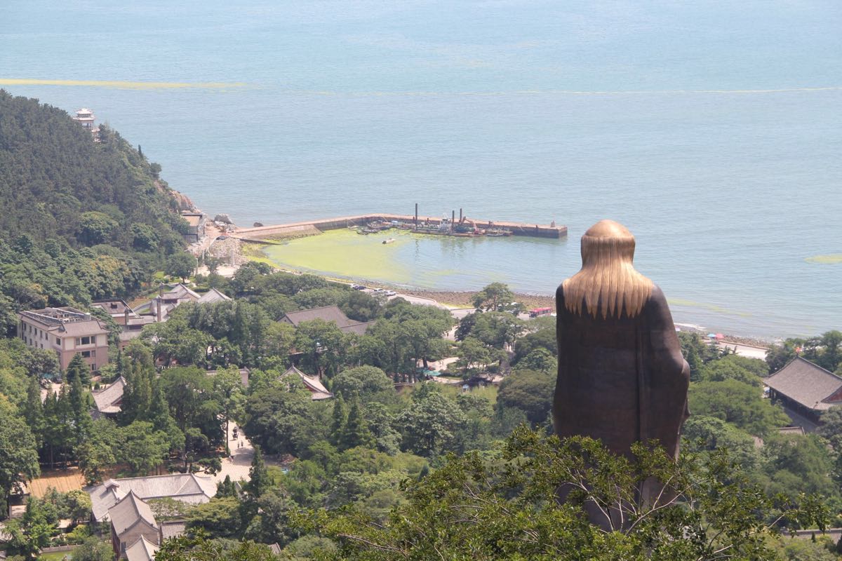 【携程攻略】青岛崂山景点,旅游旺季哪哪都是人挤人.