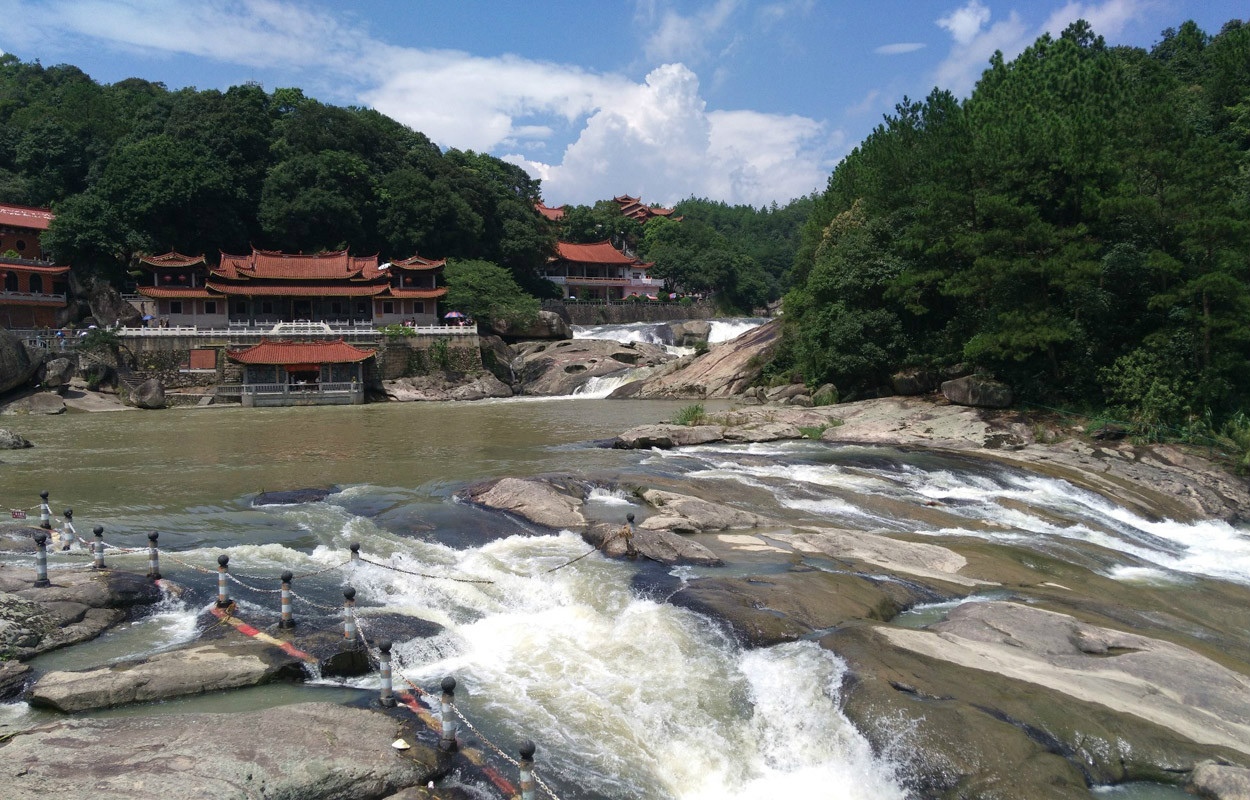 九鲤湖风景区