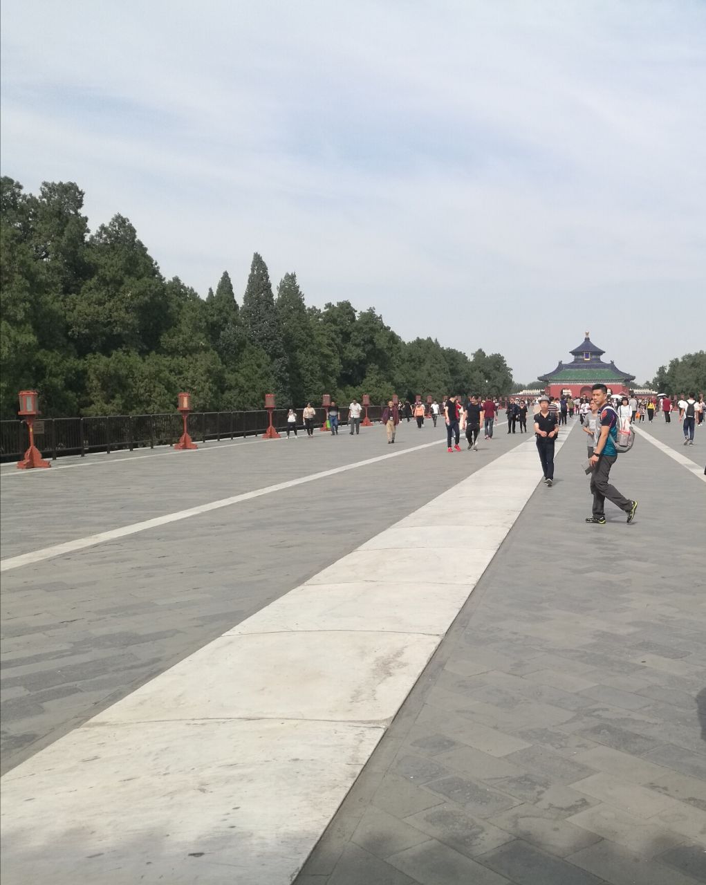 【携程攻略】北京丹陛桥景点,丹陛桥连接天坛的祈年殿和皇穹宇,是一条