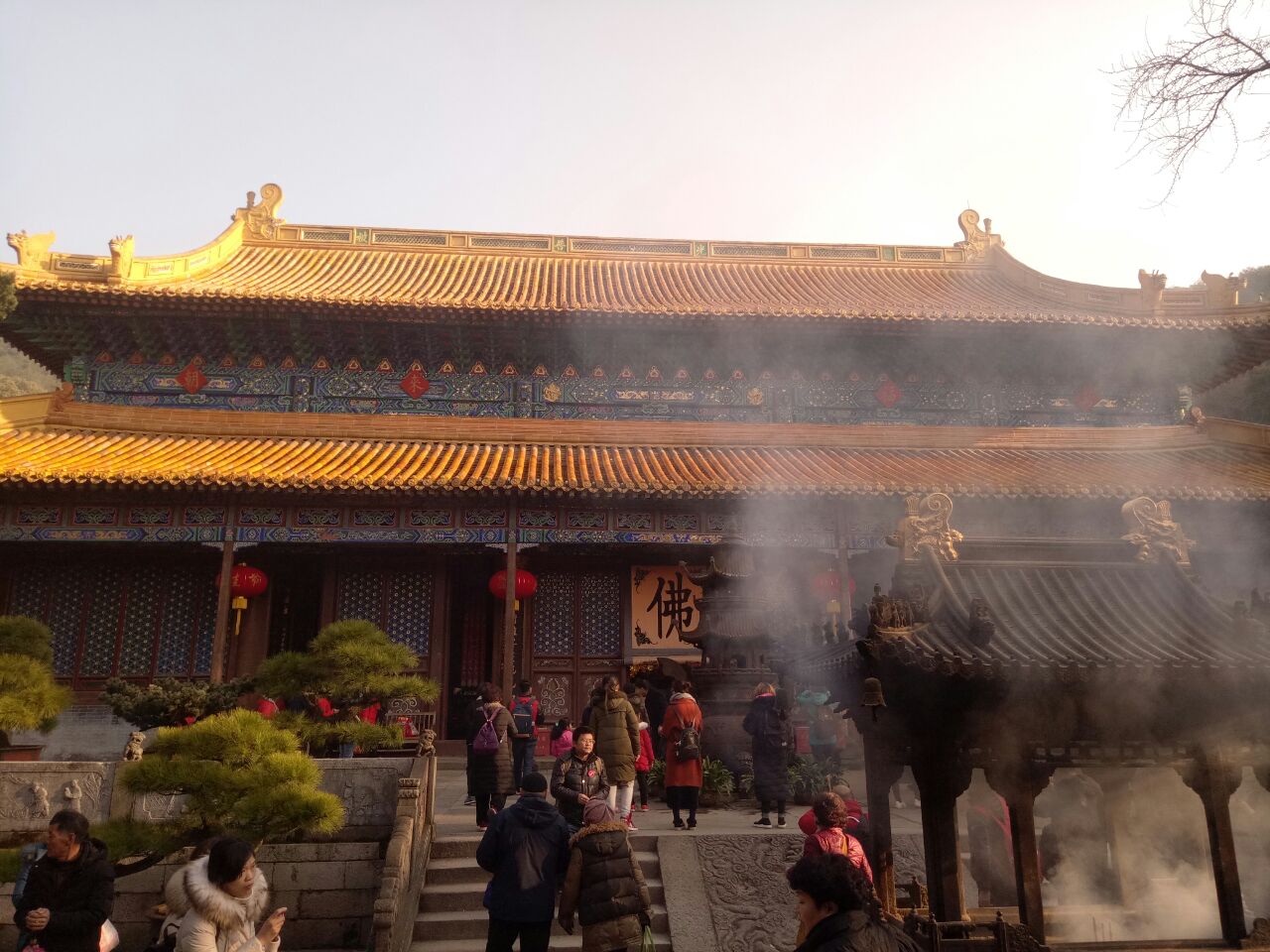 法雨禅寺在普陀山的地位仅次于普济禅寺,是座古老幽静的寺院