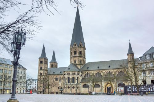 stiftskirche sankt johannes baptist und petrus