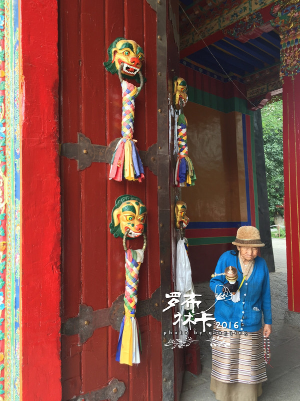 感叹藏传佛教的博大精深,赞叹西藏如画般的景skyhill攻略图片