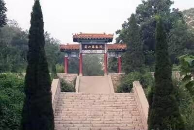 曲阳灵山聚龙洞好玩吗,曲阳灵山聚龙洞景点怎么样