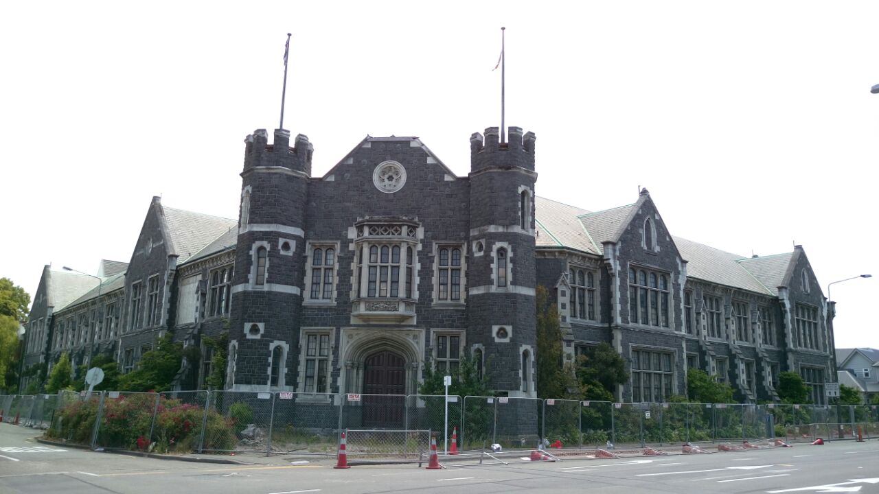 基督学院