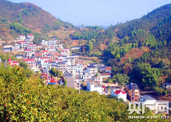 浙江常山新昌乡黄塘村农民开发旅游产业顶呱呱(图)