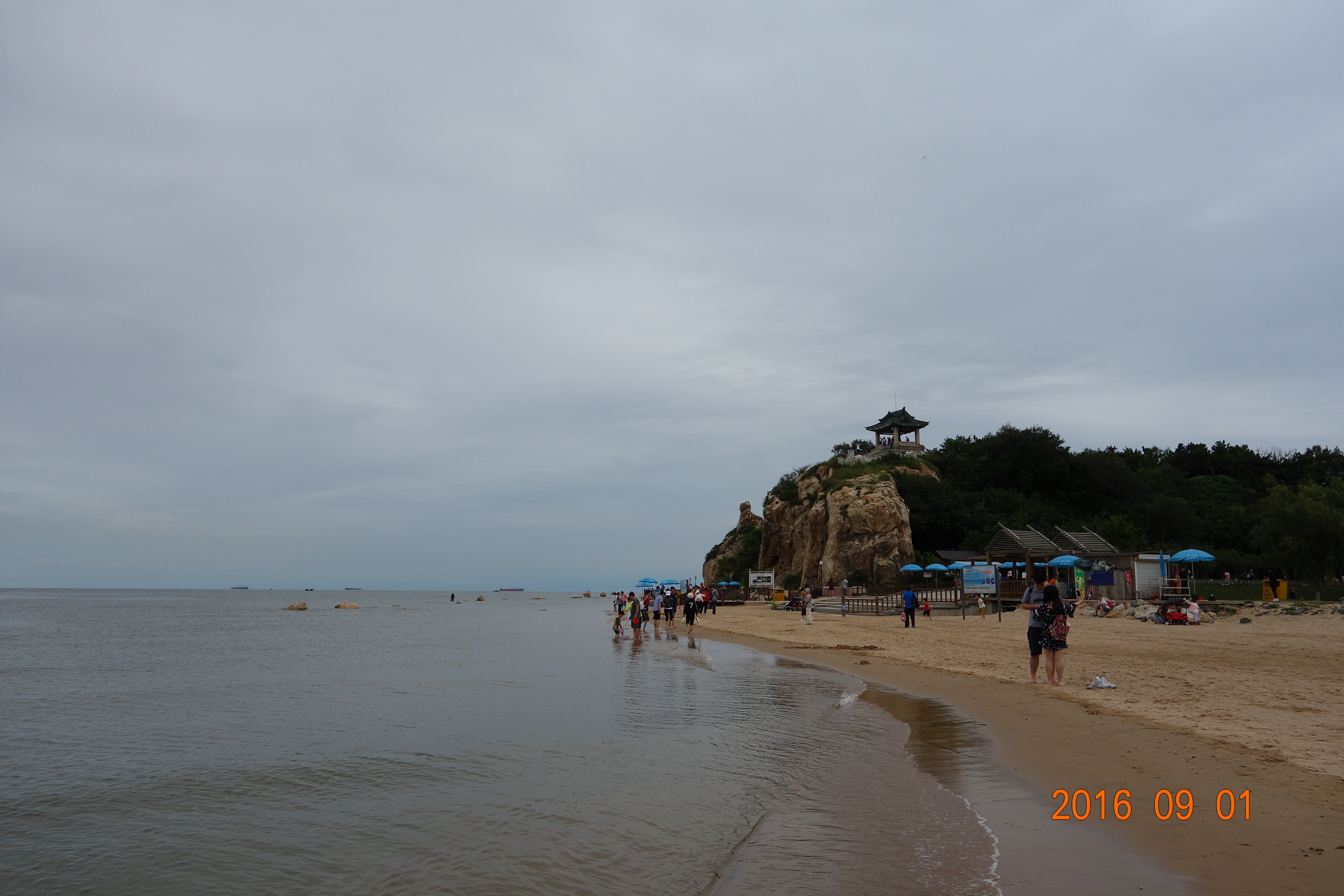 浴日"的奇景,是秦皇岛市北戴河风景名胜区四大景区之一
