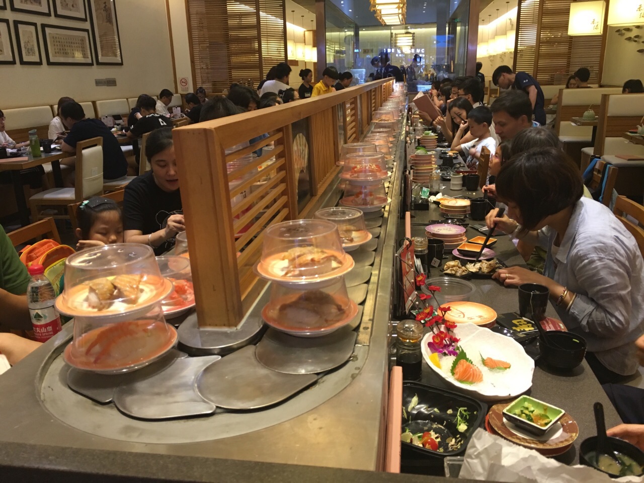 禾绿回转寿司在怎么样图片_纵览新闻