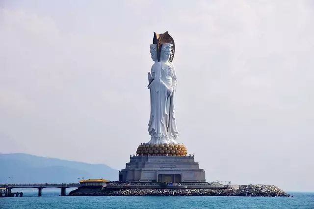南山海上观音