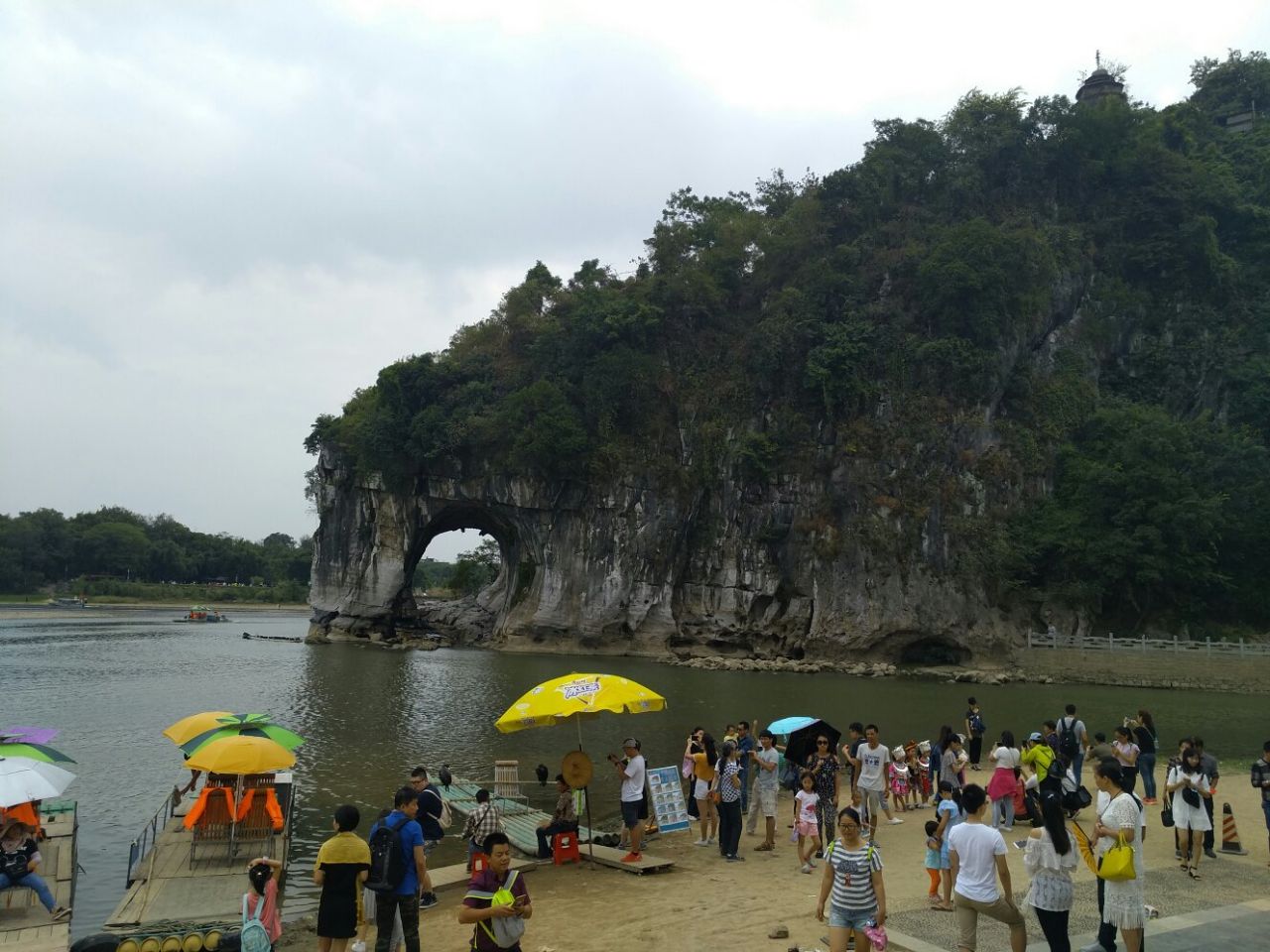 桂林象山景区好玩吗,桂林象山景区景点怎么样_点评