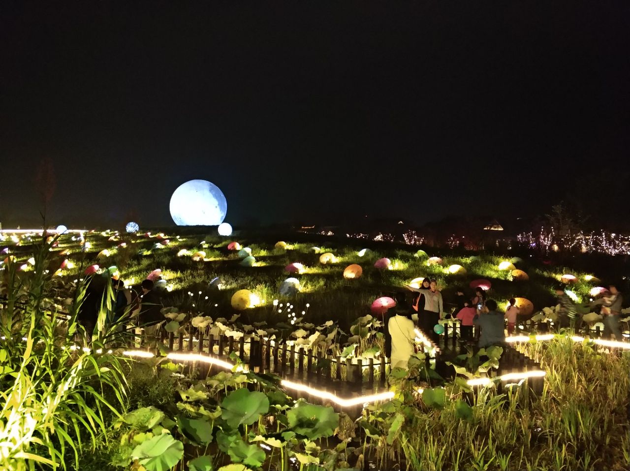 【携程攻略】灵山景区拈花湾景点,拈花湾夜景超美,秀