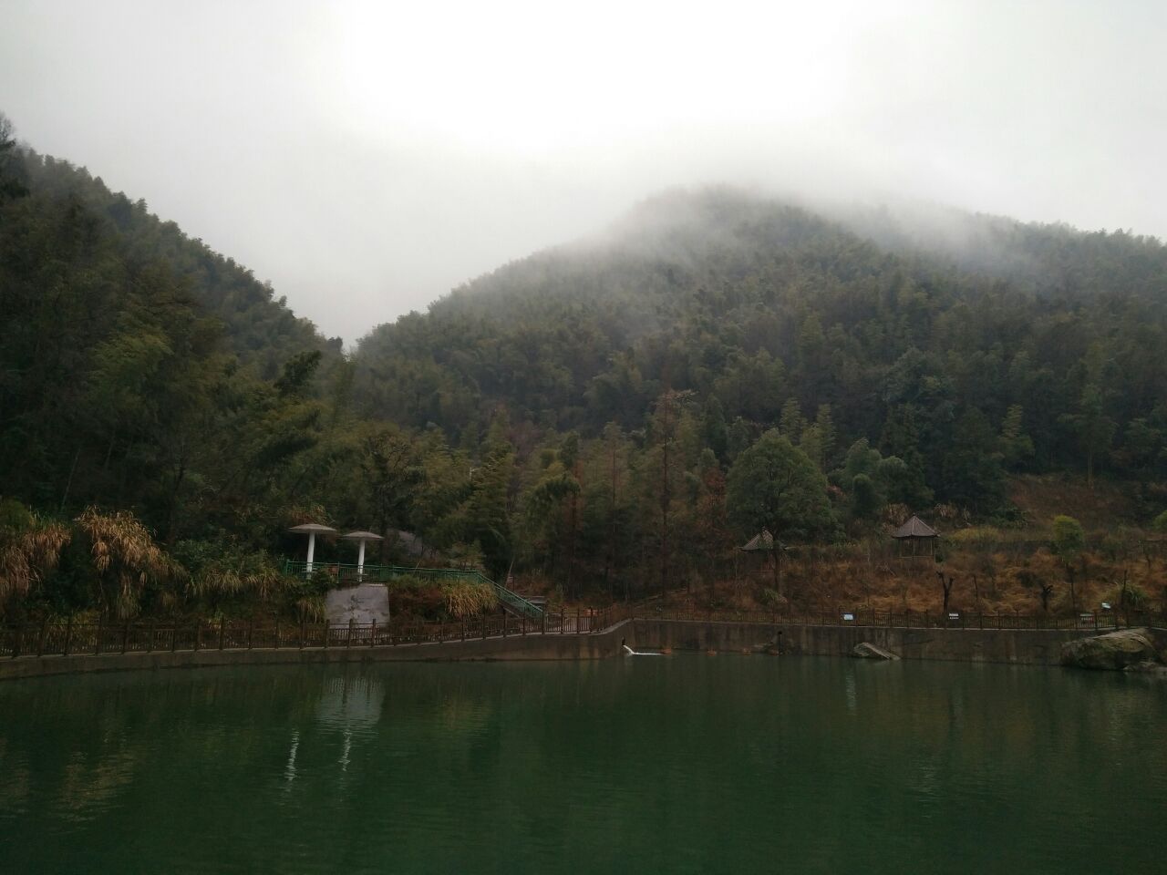梅岭竹海明珠