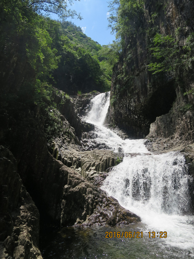 徒步仙居永嘉古道 穿越华东最美水道——楠溪江源头百丈坑