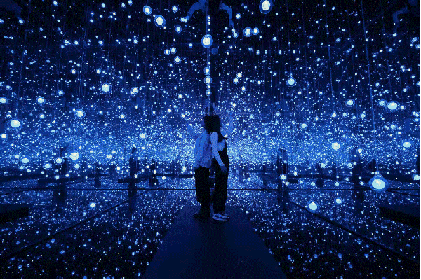 背景 壁纸 皮肤 星空 宇宙 桌面 600_400 gif 动态图 动图