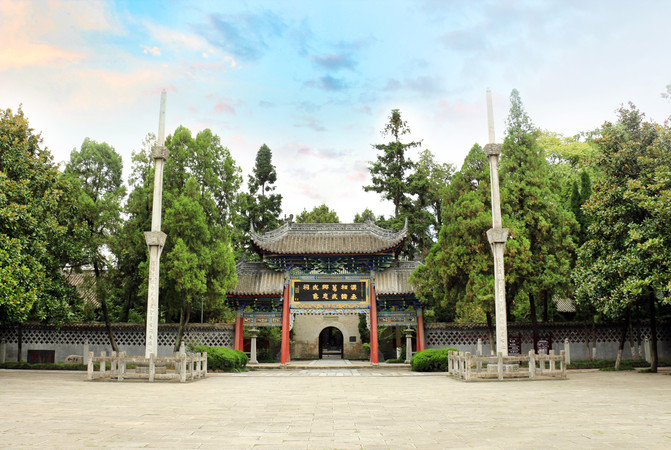 诸葛古镇景区武侯祠 - 勉县游记攻略【携程攻略】