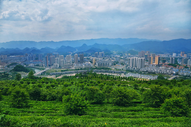 短短一个小时,我们便到达了风景秀丽有着"云贵小江南"之称的湄潭