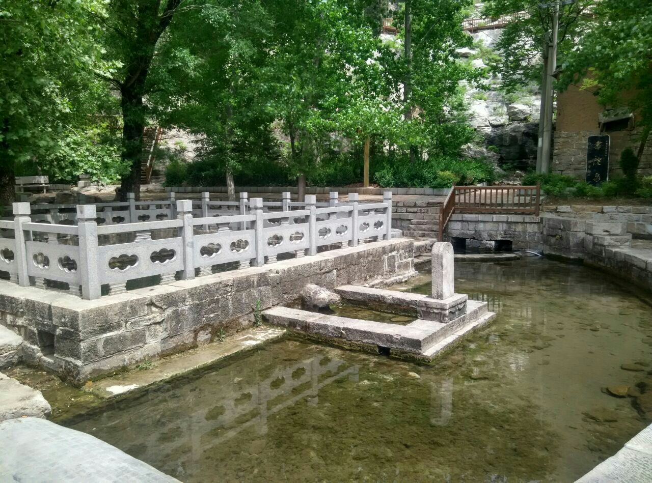 书院泉