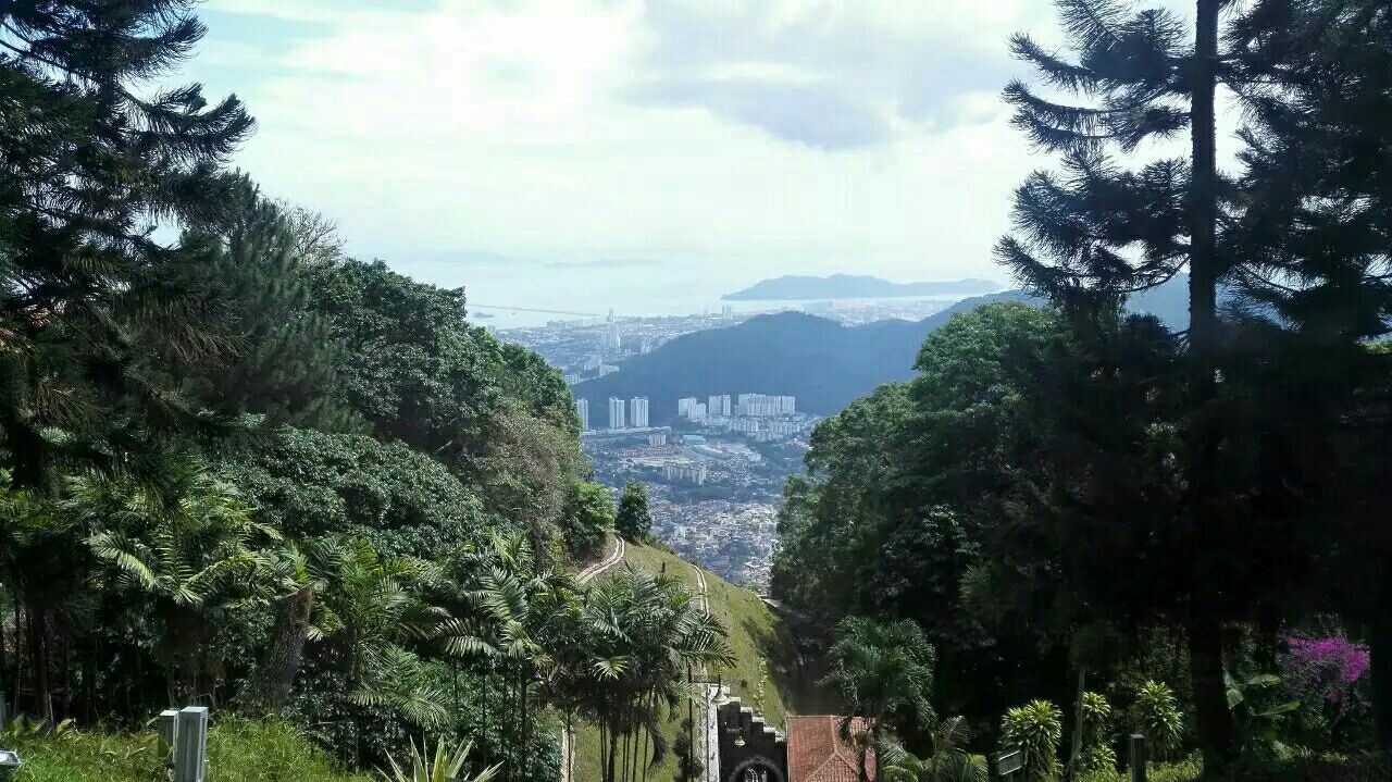 【携程攻略】槟榔屿升旗山景点,槟城升旗山上到山顶,.