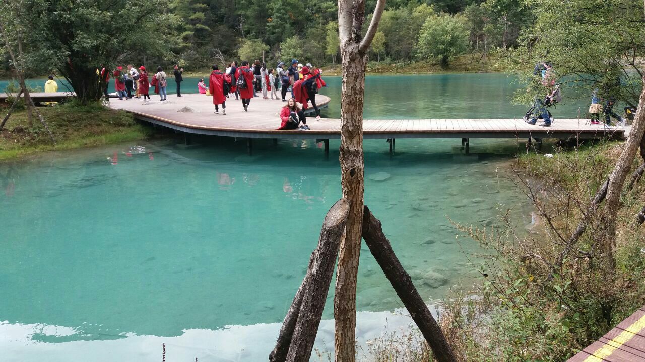 蓝月谷旅游景点攻略图