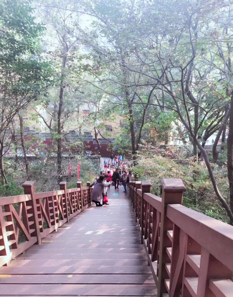 南京栖霞山好玩吗,南京栖霞山景点怎么样_点评_评价