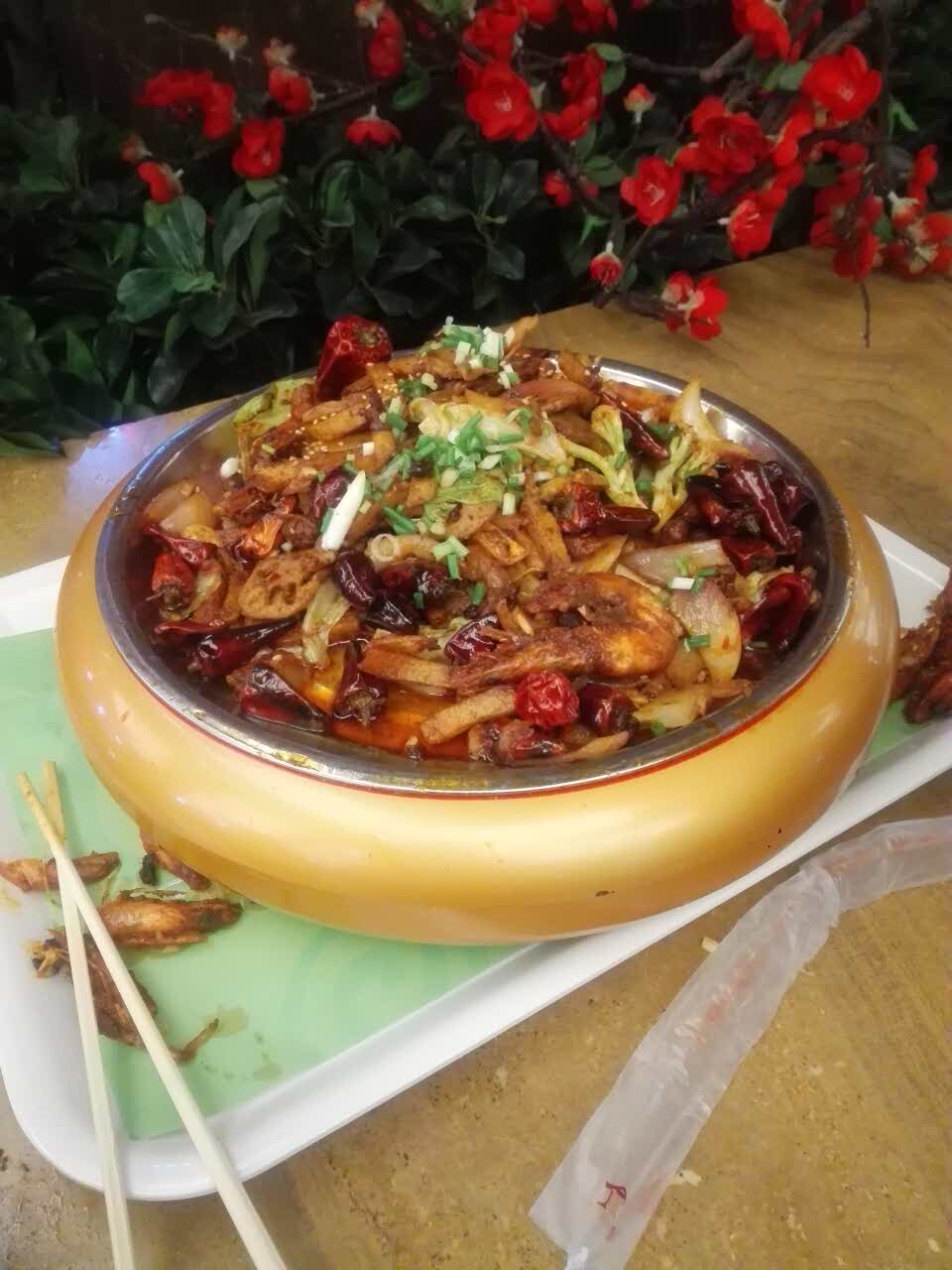 2019干锅鱼庄(荟聚店)美食餐厅,还不错,牛肉一般 虾还