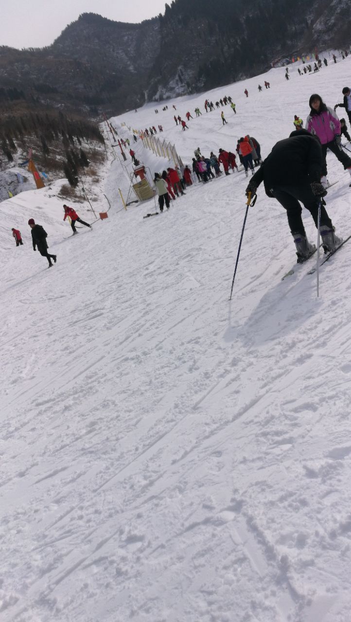 济南金象山滑雪场