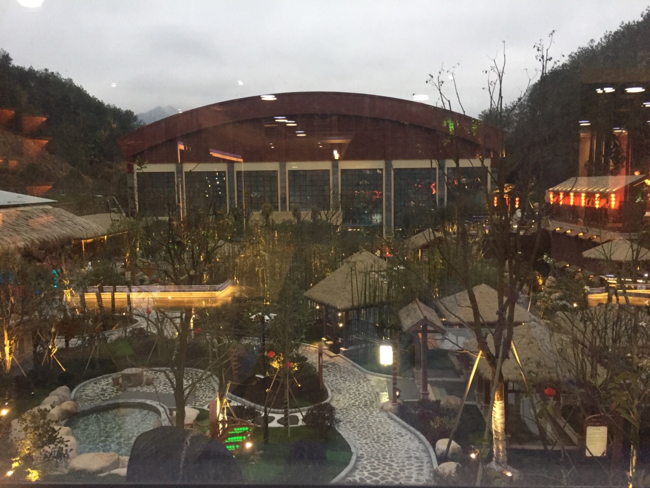 横店梦泉谷温泉度假区