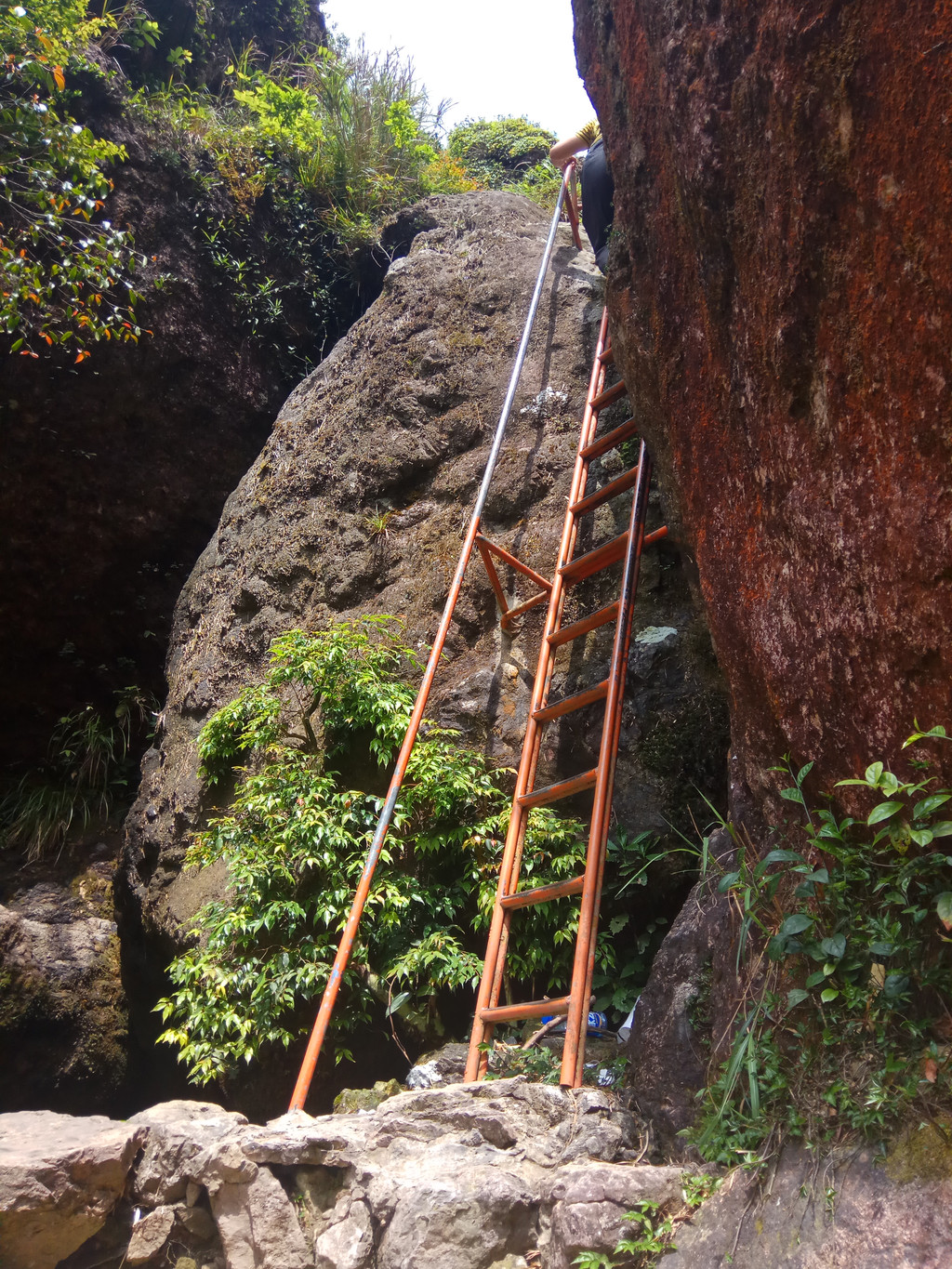 "野性"徒步福建漳州灵通山