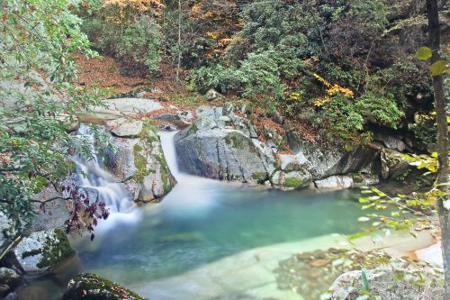 光雾山小巫峡景区