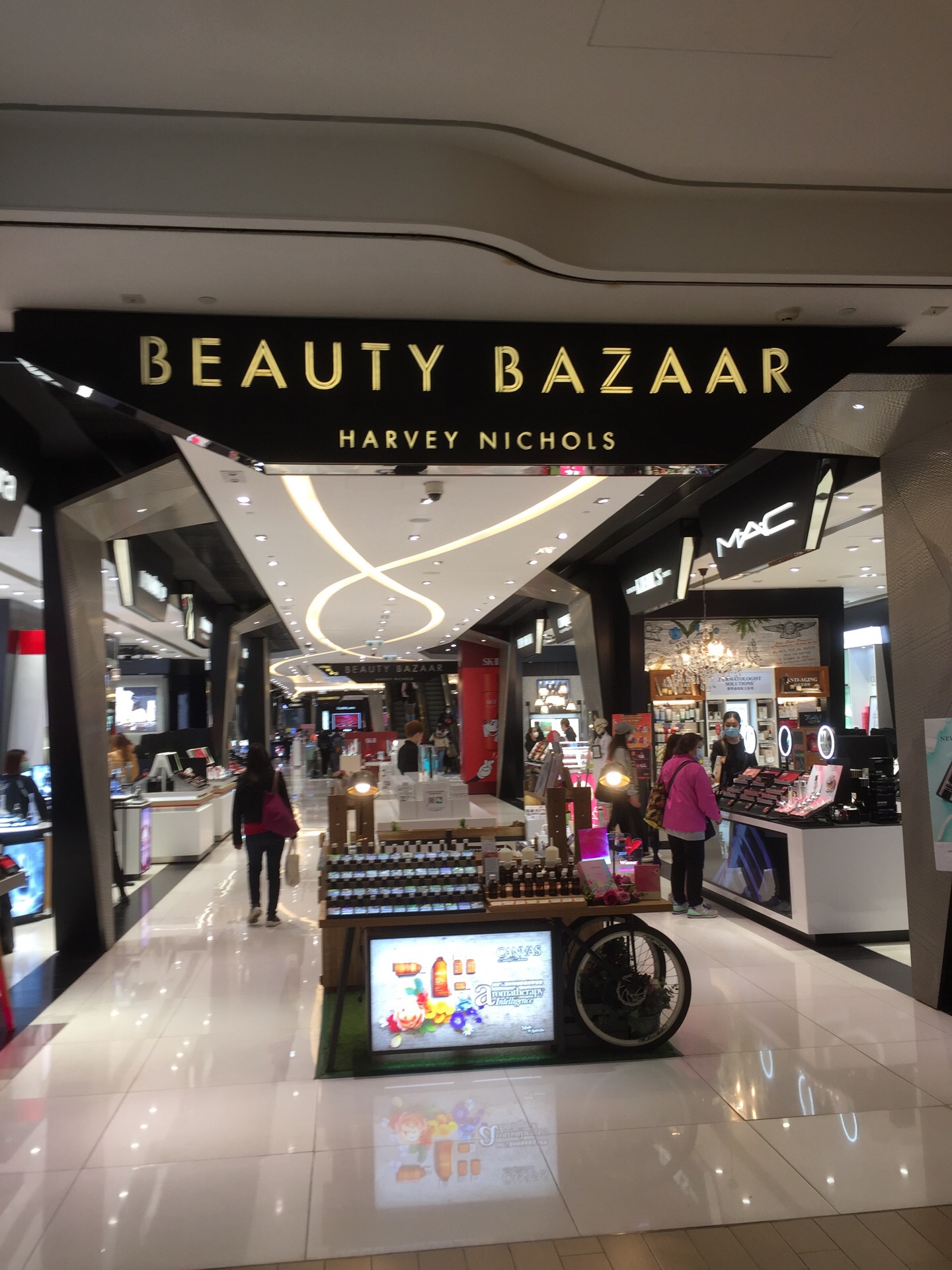 beauty bazaar