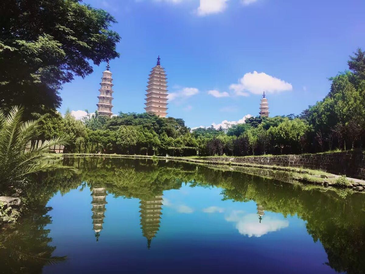 大理崇圣寺三塔