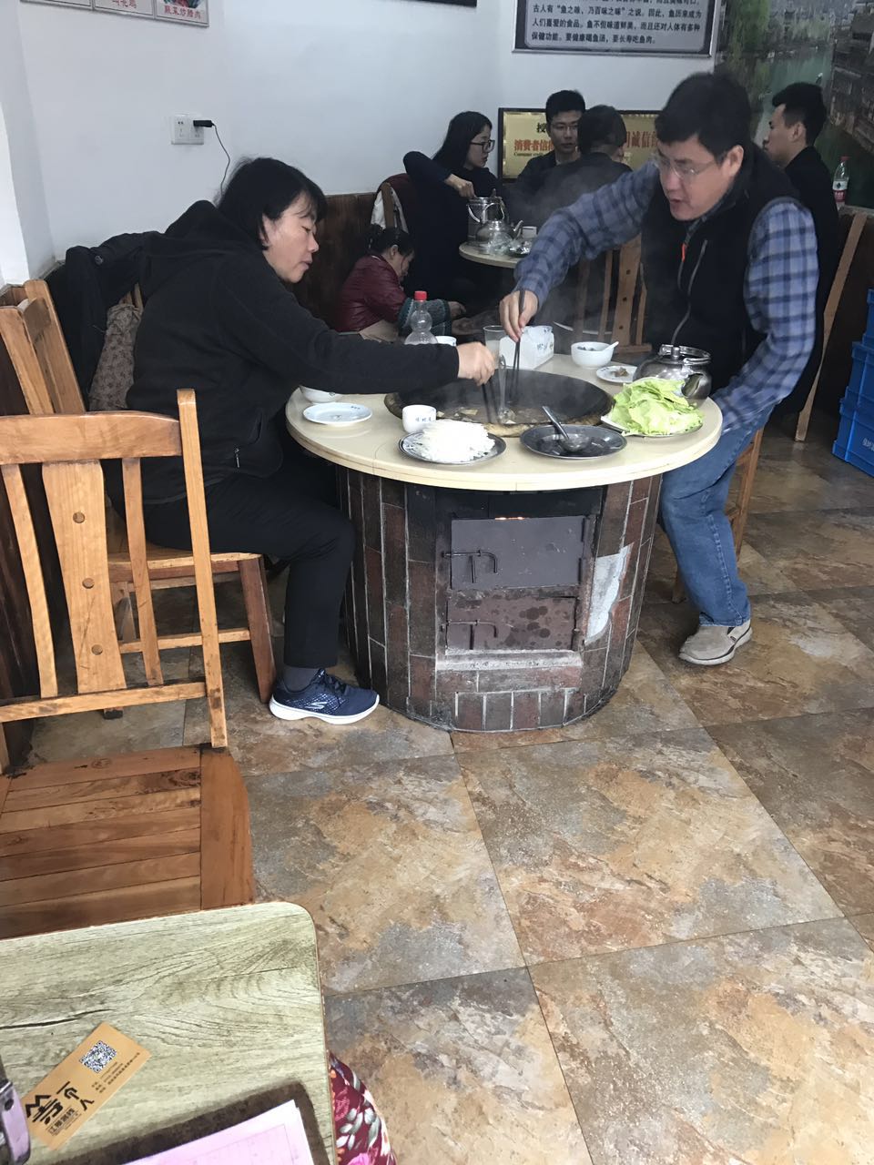 大锅大灶柴火饭庄