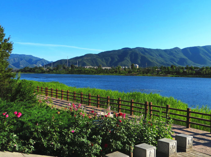 本想好好玩玩,可谁知道因为汛期,门头沟和房山地处山区,所有景点都