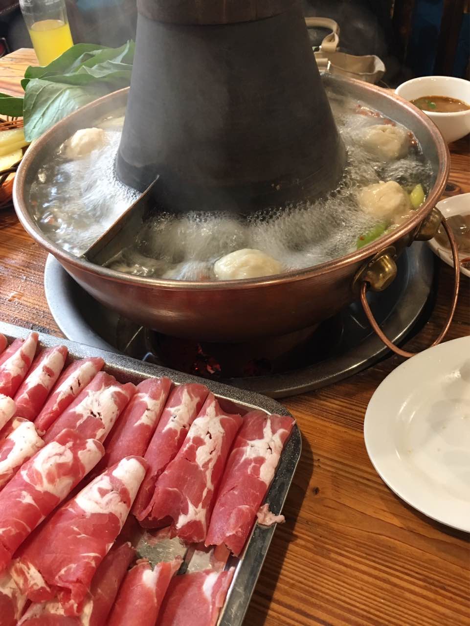 2021后海老北京胡同涮肉美食餐厅,很不错的,比后海另外几家都好【去