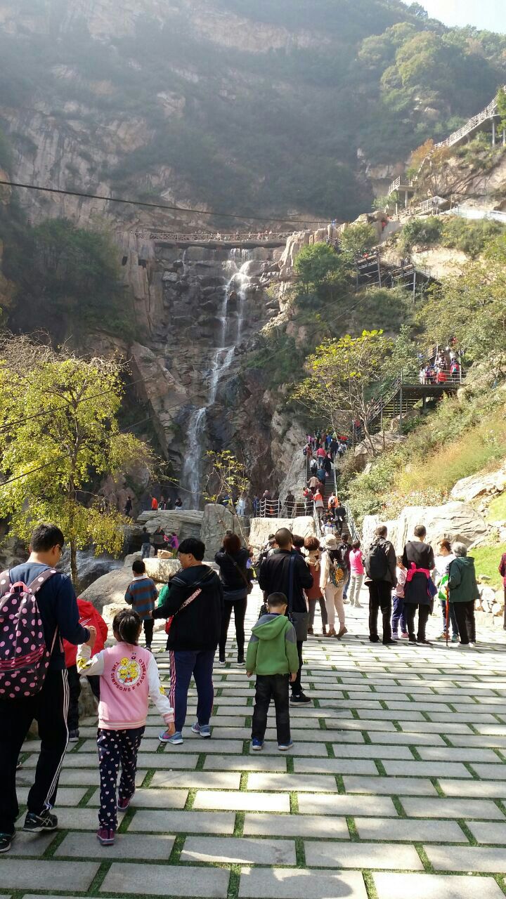 漫山花溪谷旅游景点攻略图