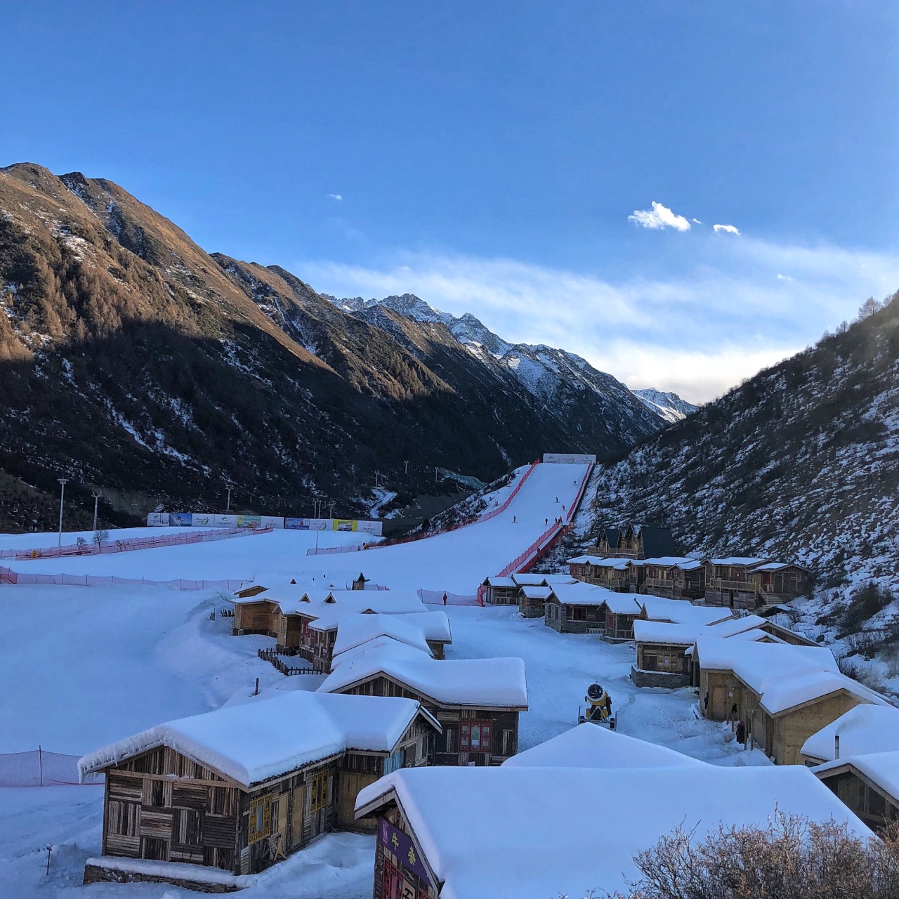 鹧鸪山自然公园滑雪场