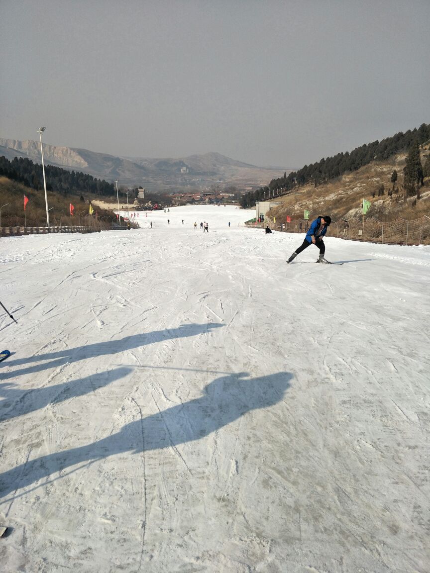 【携程攻略】章丘区济南金沙湾滑雪场景点,总体还好.