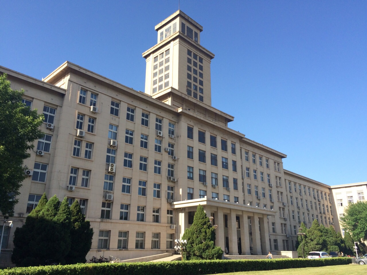 南开大学