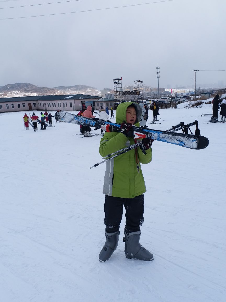 威虎山滑雪场