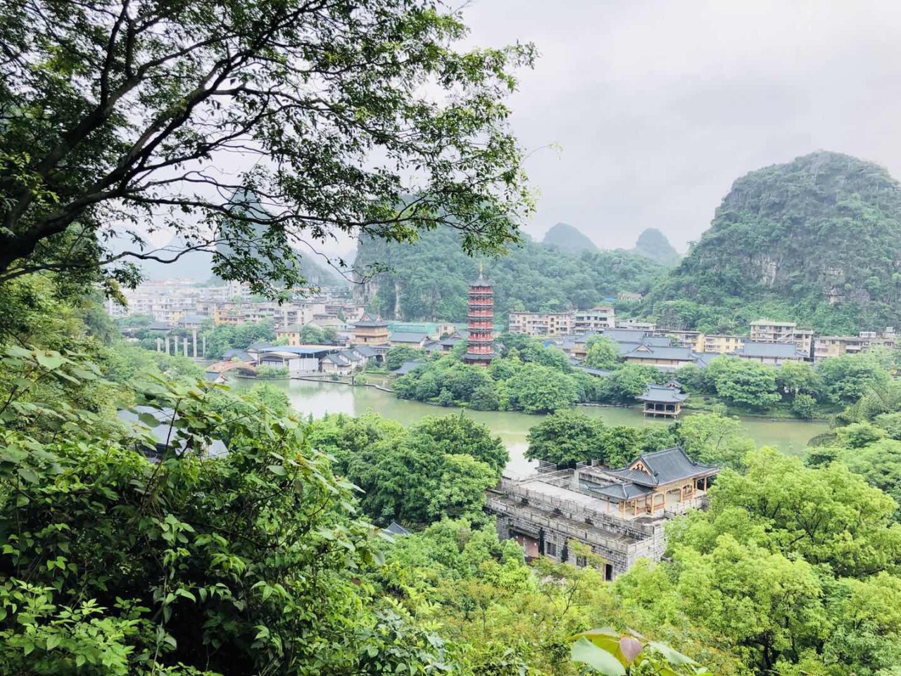 桂林叠彩山好玩吗,桂林叠彩山景点怎么样_点评_评价