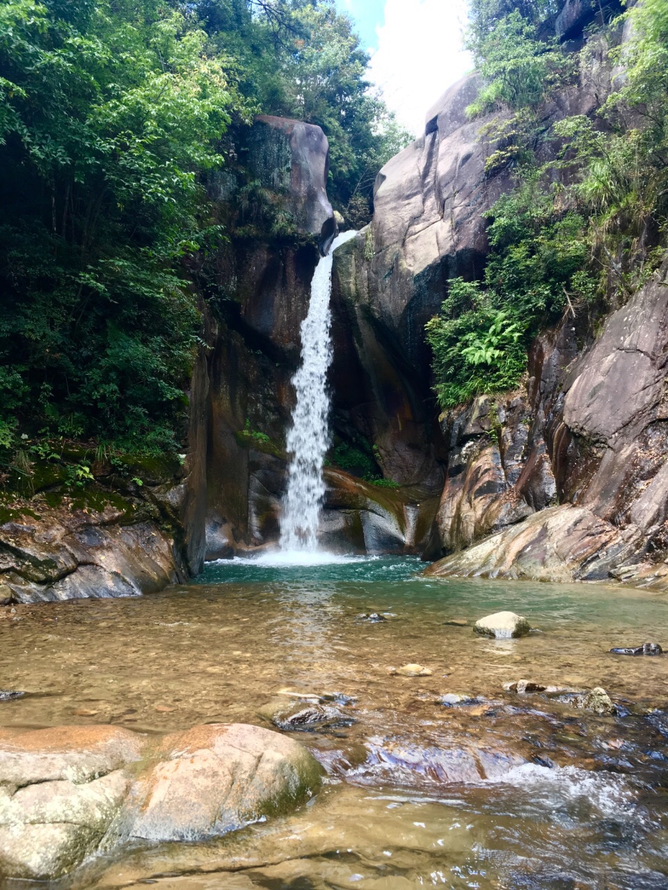 石梁飞瀑