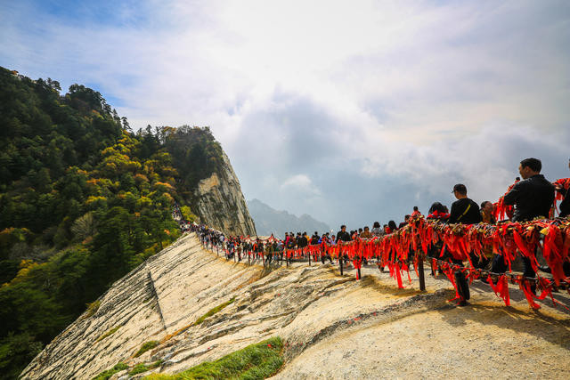 擢萃天表(光绪)黎荣翰书.卧薪尝胆(民国)李松苍题